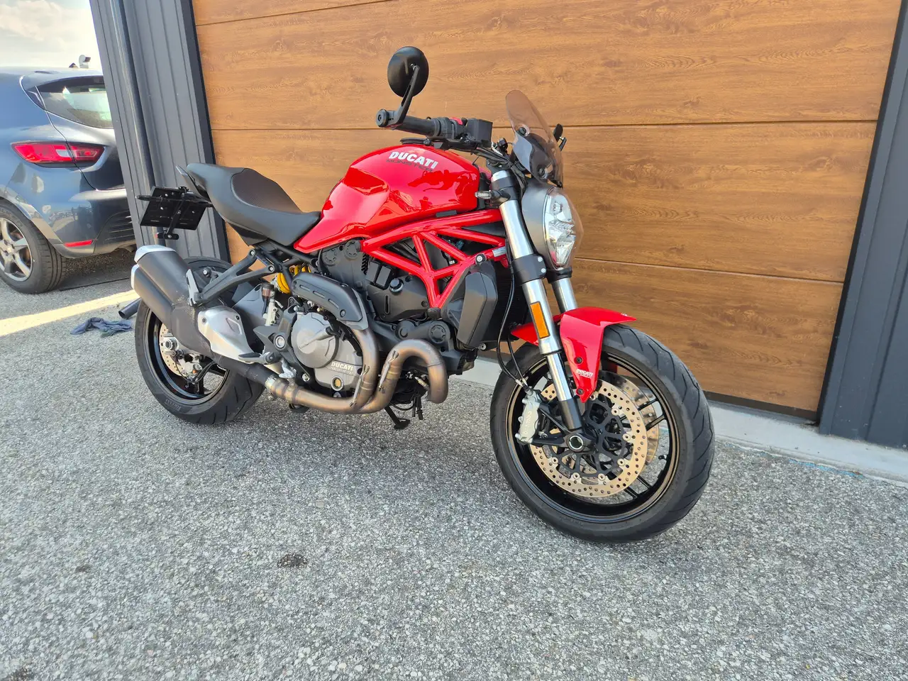 Ducati Monster 821
