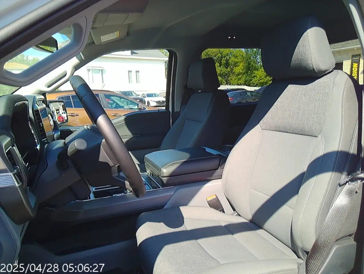 Ford F 150 Lightning photo Ford F 150 Lightning