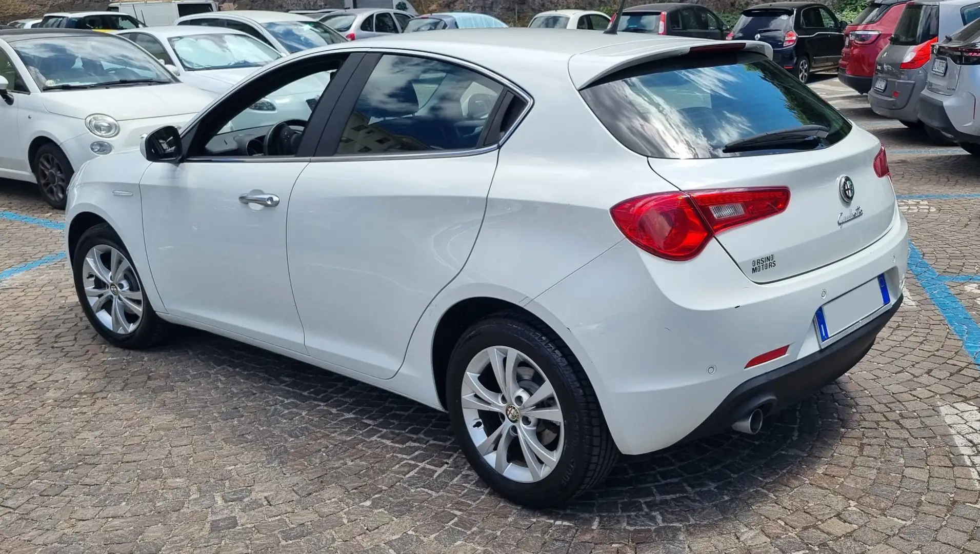 Alfa Romeo Giulietta Giulietta III 2010 1.6 jtdm(2) Distinctive Bianco - 2