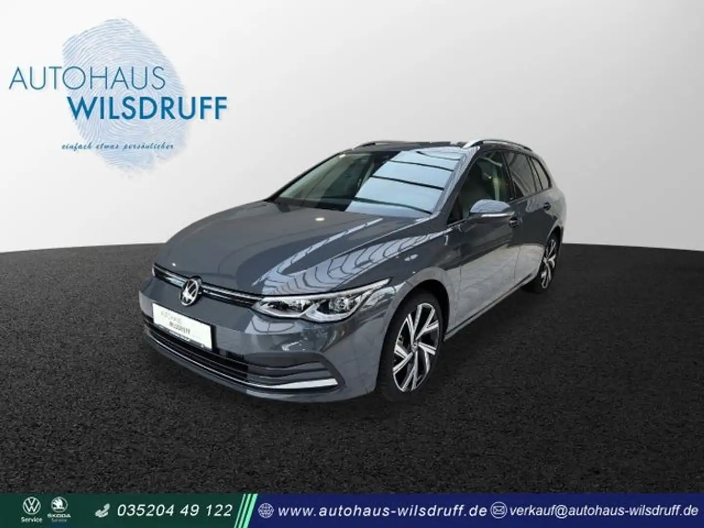 Volkswagen Golf VIII 1.5 TSi Active NAVI KAMERA SHZ Grau - 1