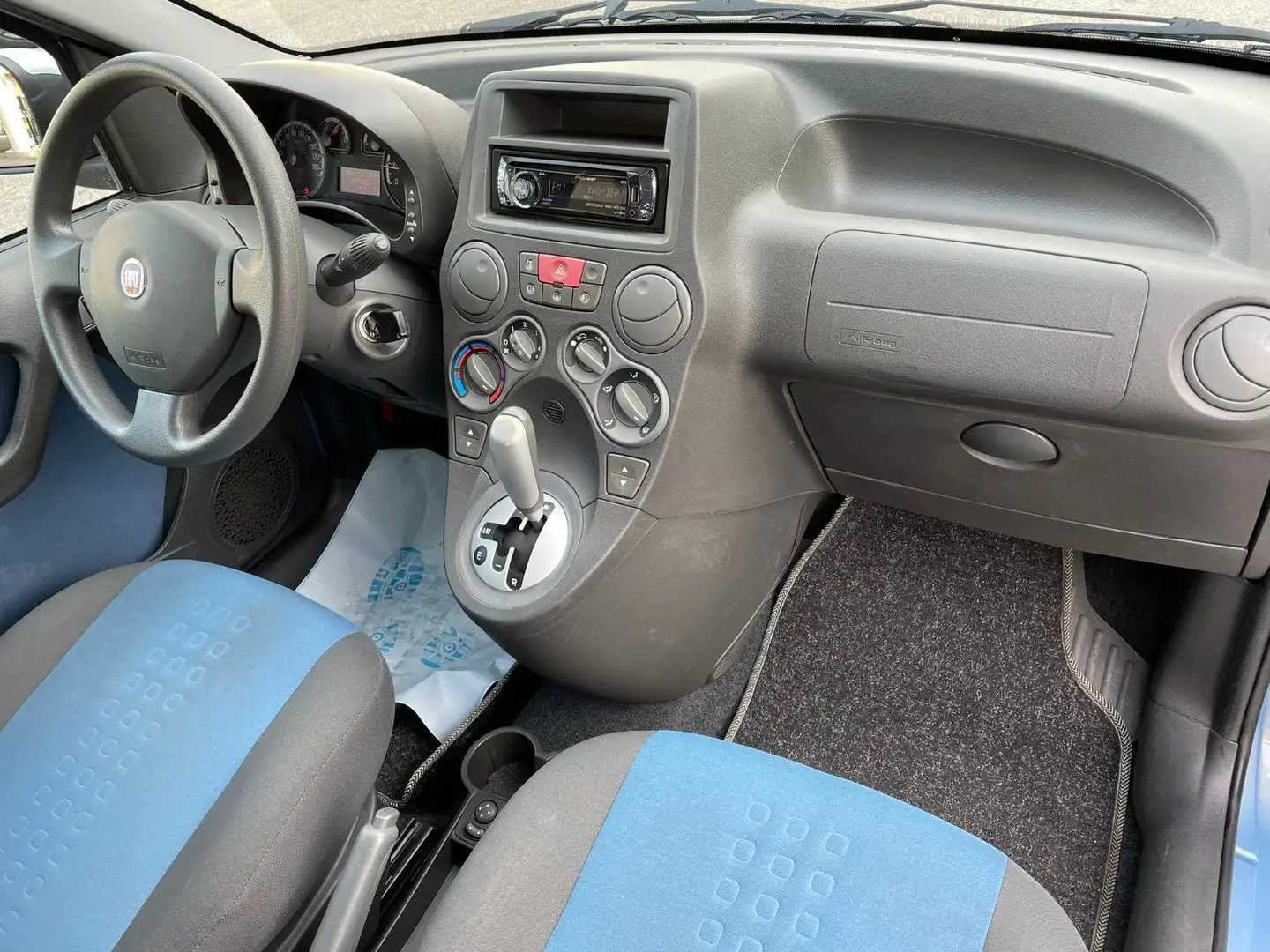 Fiat Linea Panda 1.3 mjt 16v Adventure 4x4 Albastru - 1