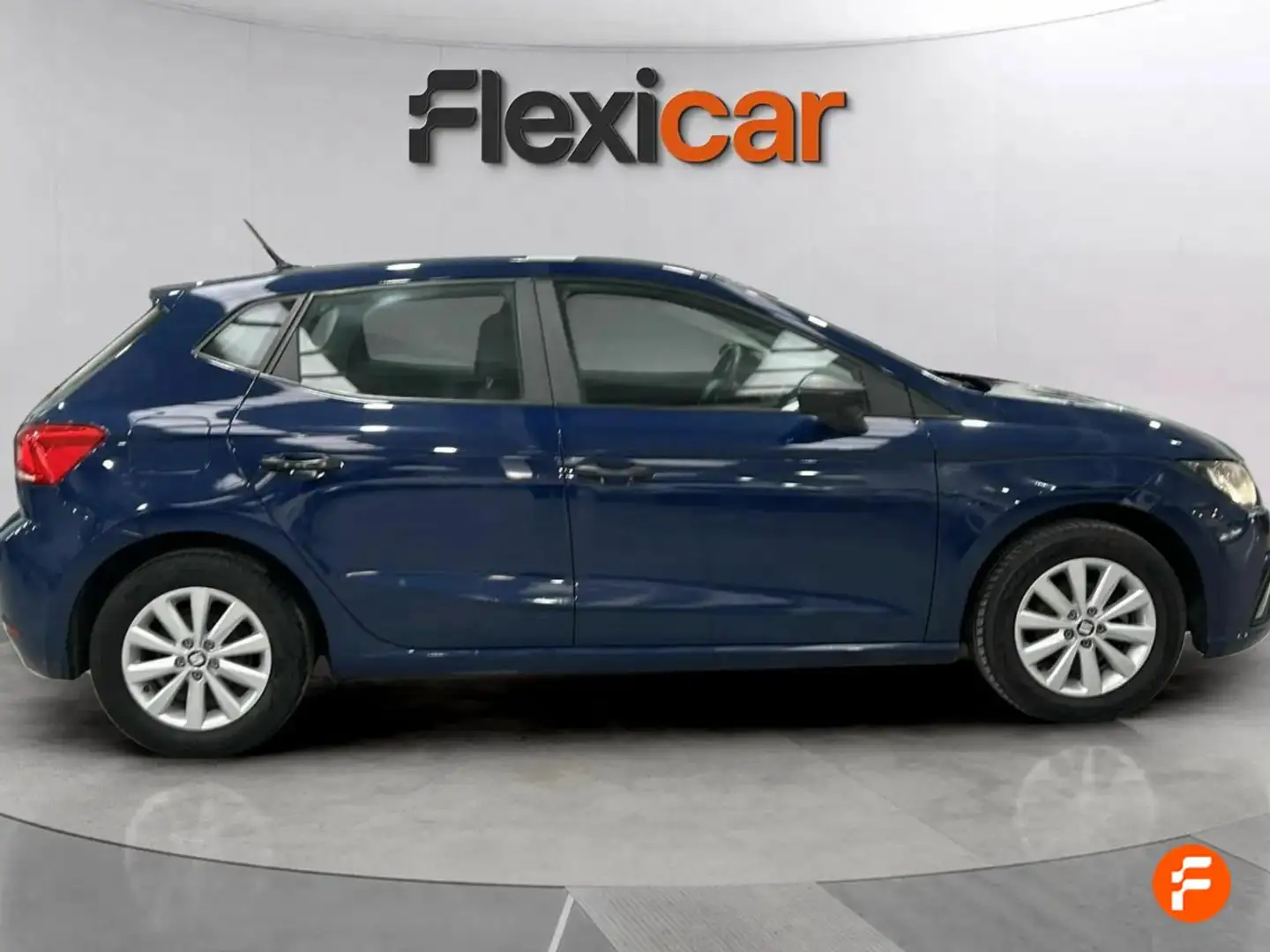 SEAT Ibiza 1.0 TSI S&S Reference 95 Bleu - 2