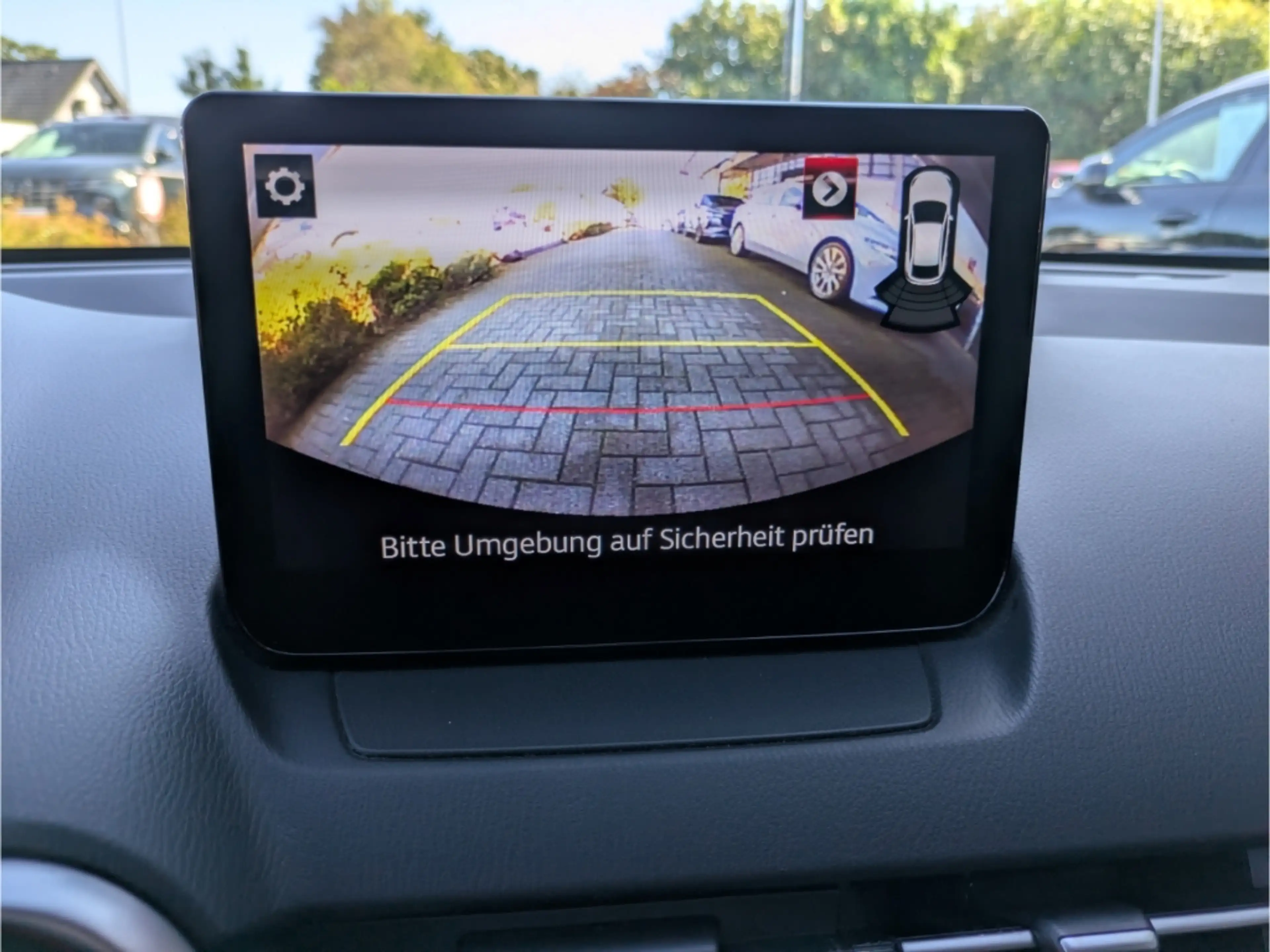 Mazda 2 Homura LED Apple CarPlay Klimaautom DAB SHZ Keyles — photo 11