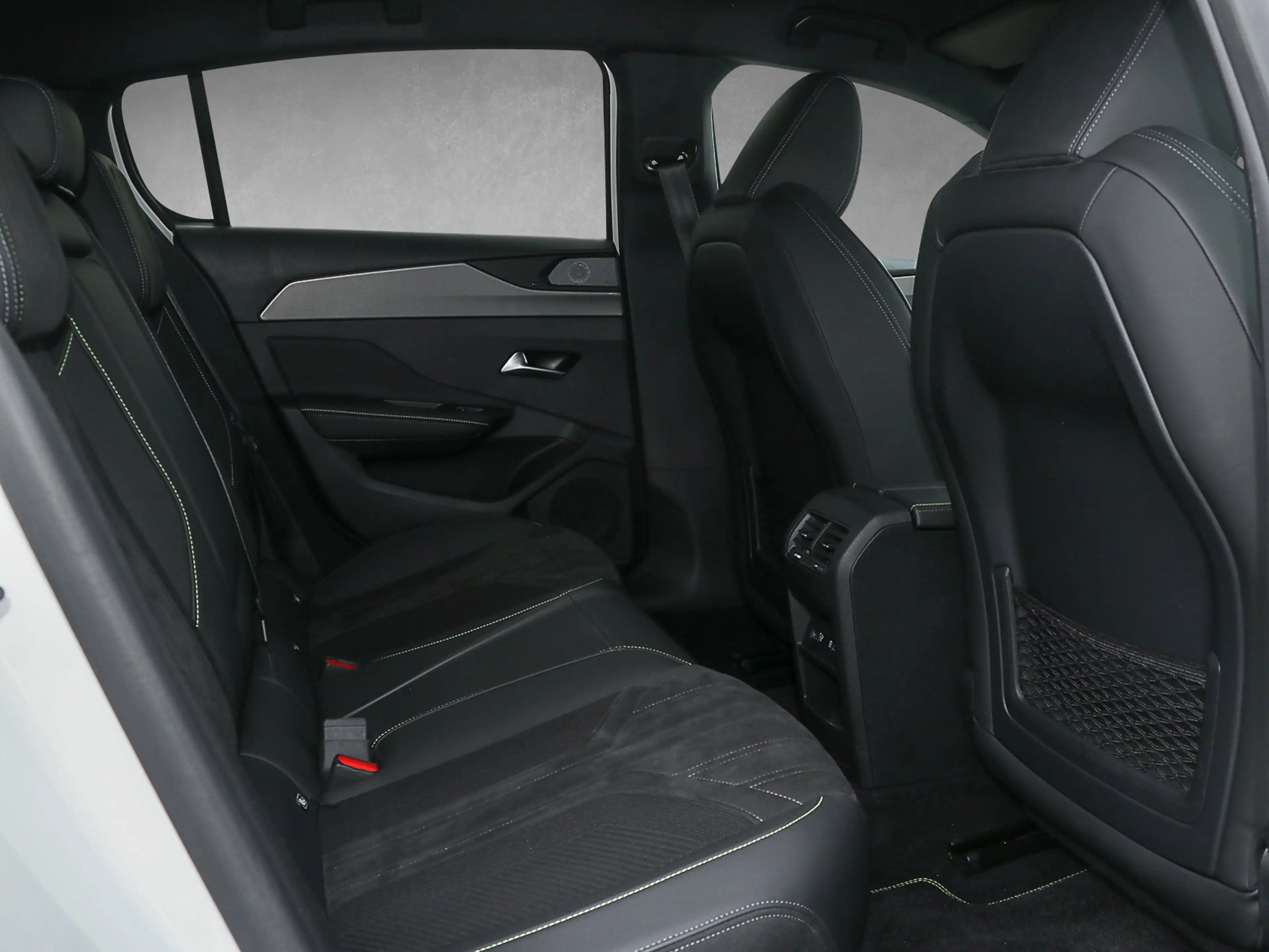 Peugeot 308 GT PACK HYB MJ B2 Focal/360/ACC/Kam./KeyLess — photo 7