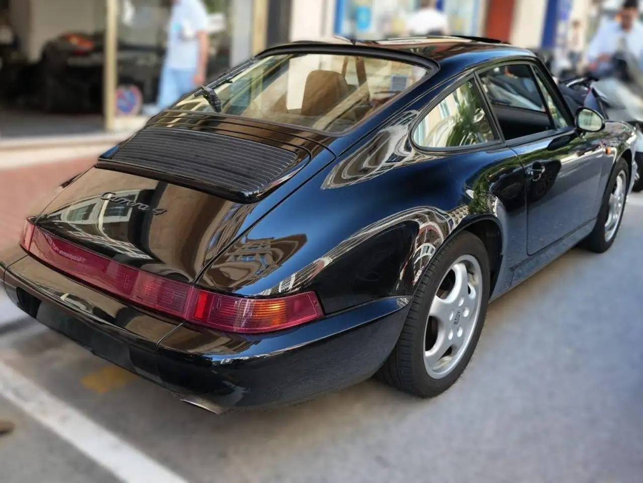 Porsche 964 CARRERA 4, foto 2
