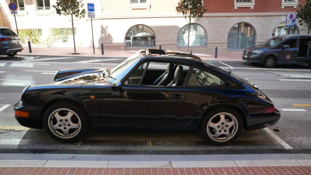 Porsche 964 CARRERA 4, foto 5