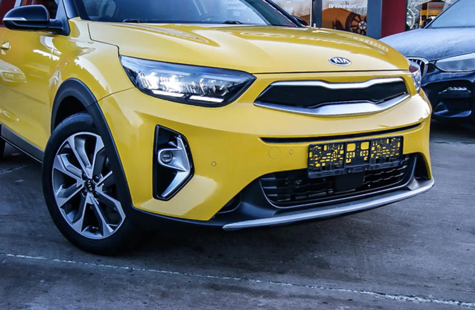 Kia Stonic 1.0 T-GDI Mild-Hybrid Spirit FLORIDAGELB Spirit Jaune - 2