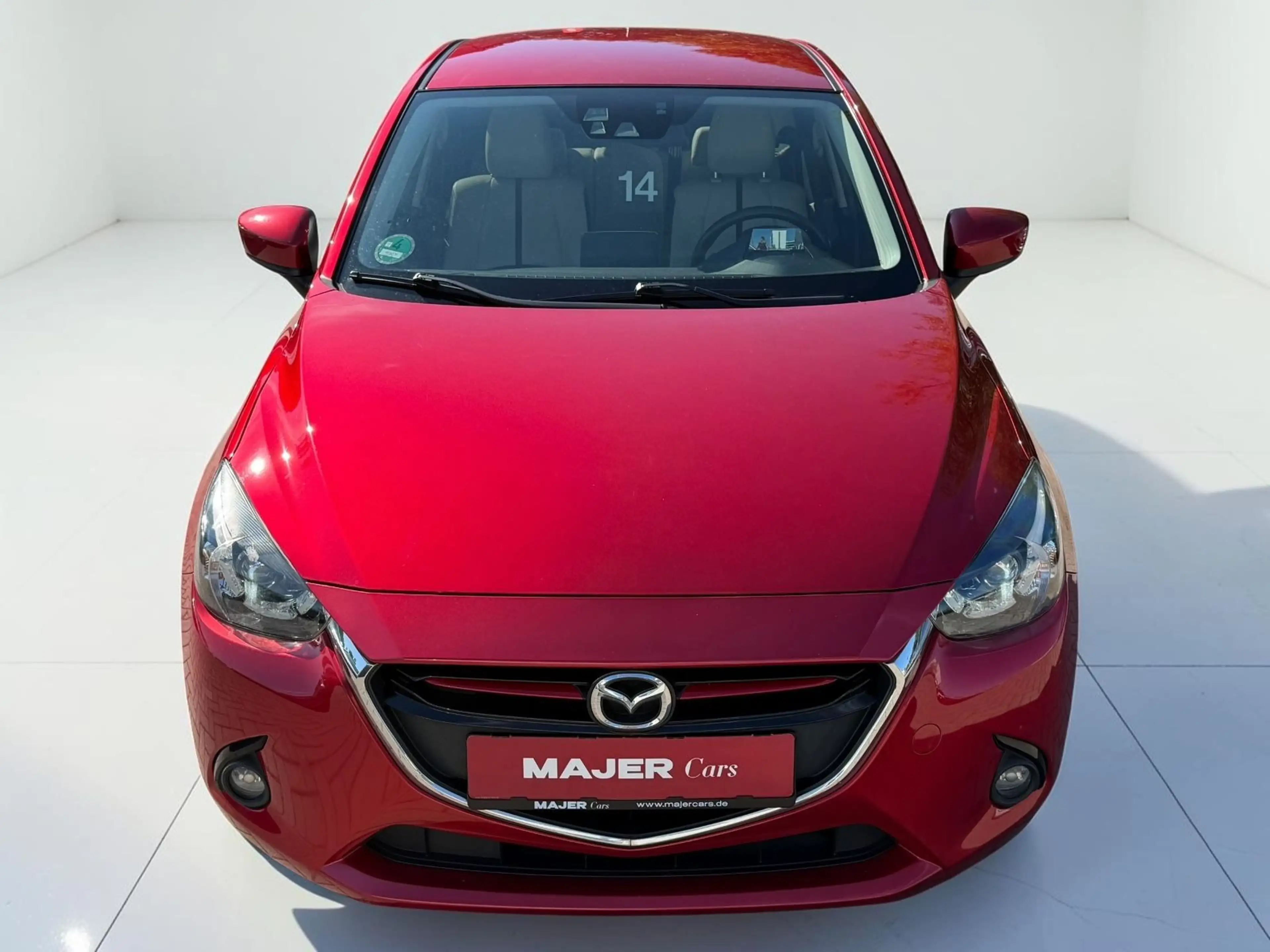 Mazda 2 Lim. White Edition HEAD-UP*KEYLESS*LED*NAVI*SZ — photo 3