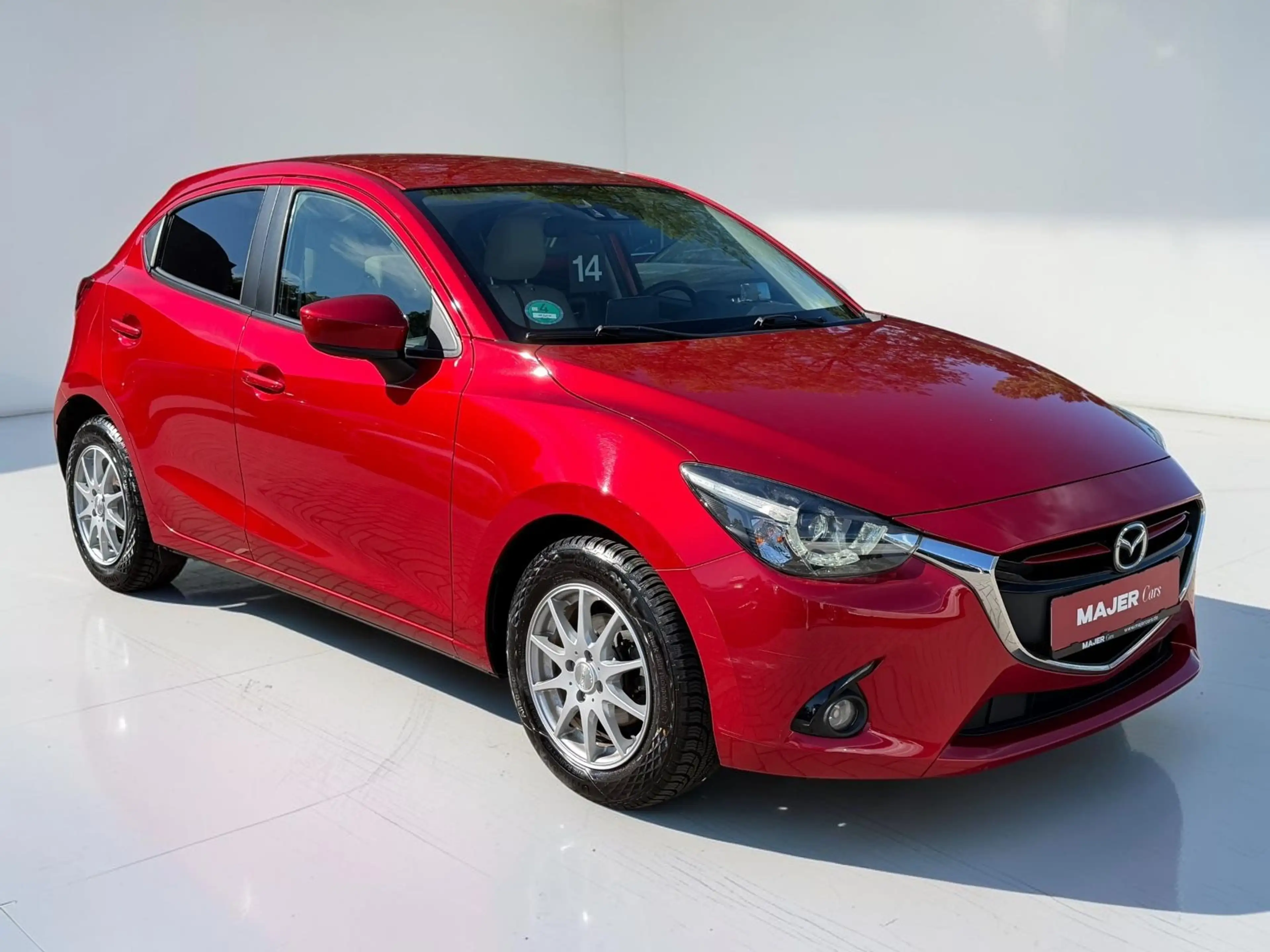 Mazda 2 Lim. White Edition HEAD-UP*KEYLESS*LED*NAVI*SZ — photo 4