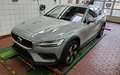 Volvo V60 Cross Country B4 AWD  PLUS AHK+MEMORY+LM Grau - thumbnail 2