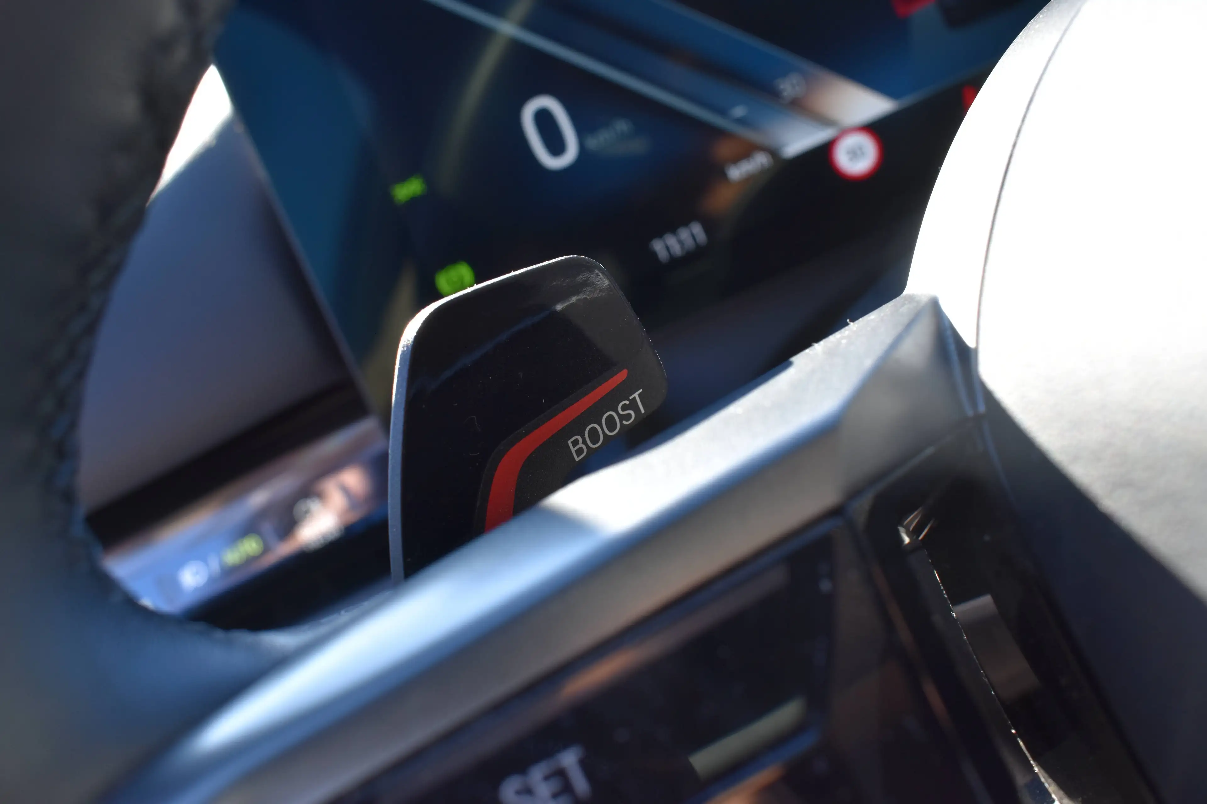 BMW i5 eDrive40 Pack M *Pano - Full Options * — photo 8