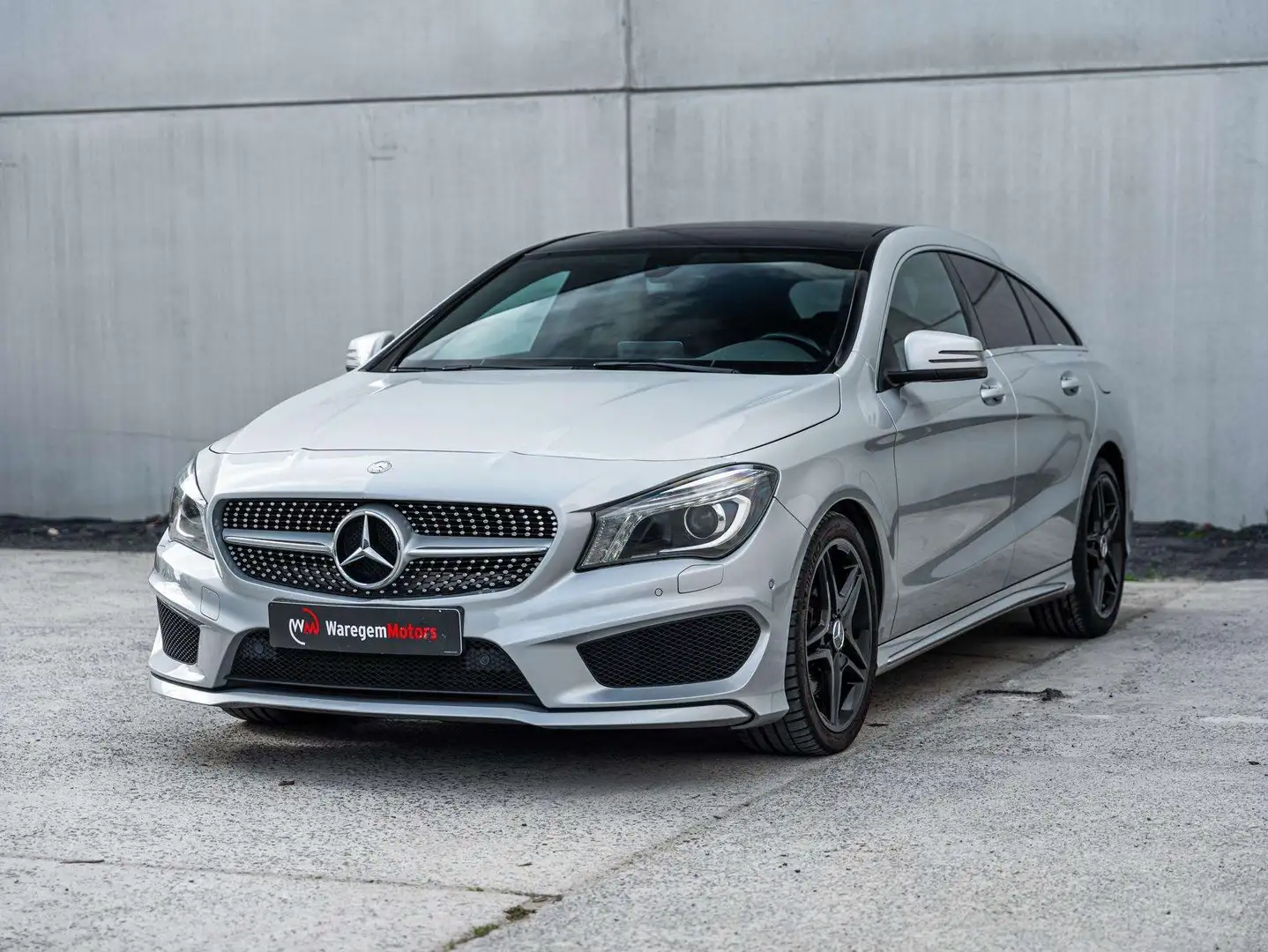 Mercedes-Benz CLA 220 AMG Automaat Panoroof Xenon Electric seats Argent - 1