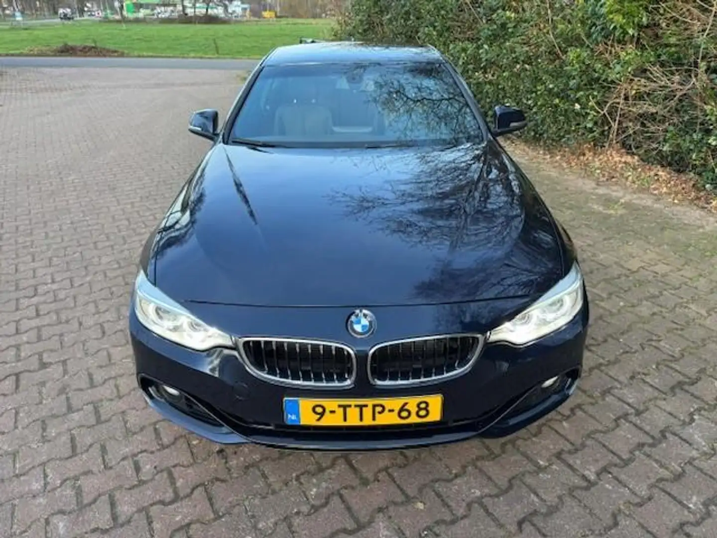 BMW 435 4-serie Coupé 435i XDRIVE HIGH EXECUTIVE M-SPORT/L Bleu - 2