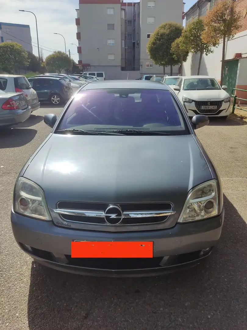 Opel Vectra 1.9CDTI 16v Design - 1