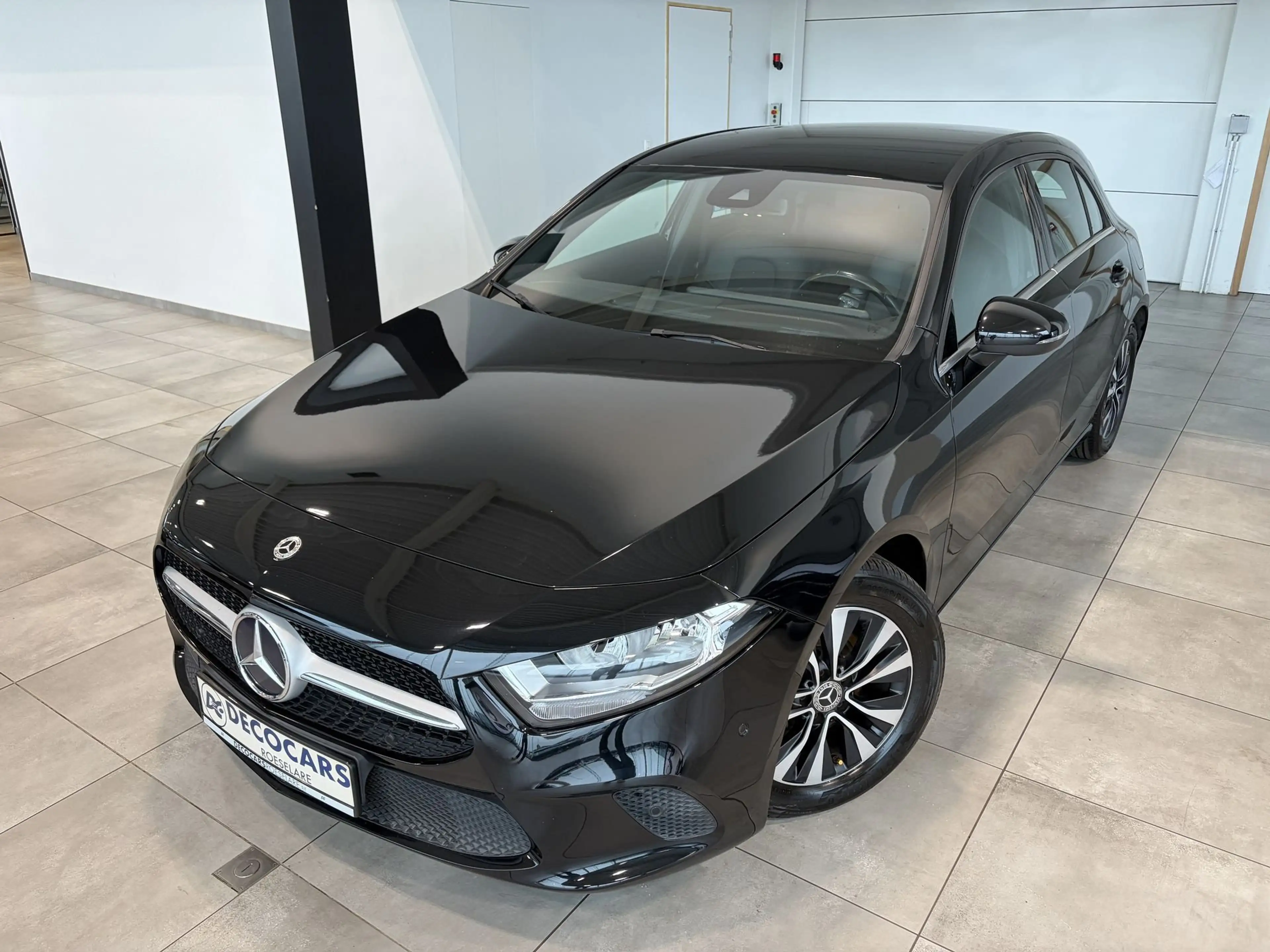 Mercedes-Benz A 180 Automaat / Camera / Cruisecontrol / Navigatie / Leder / — photo 2