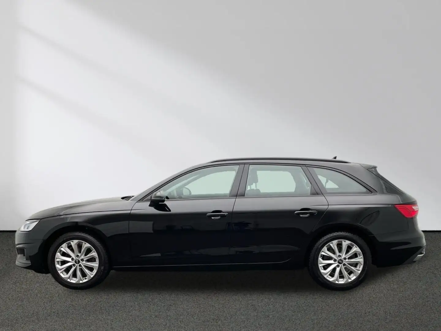 Audi A4 Avant 35 TFSI Sitzheizung MMI LED Tempomat Zwart - 2