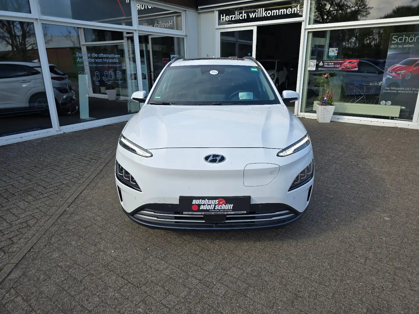 Hyundai KONA Elektro TREND-Paket, Navigations-Paket, AP Blanc - 2