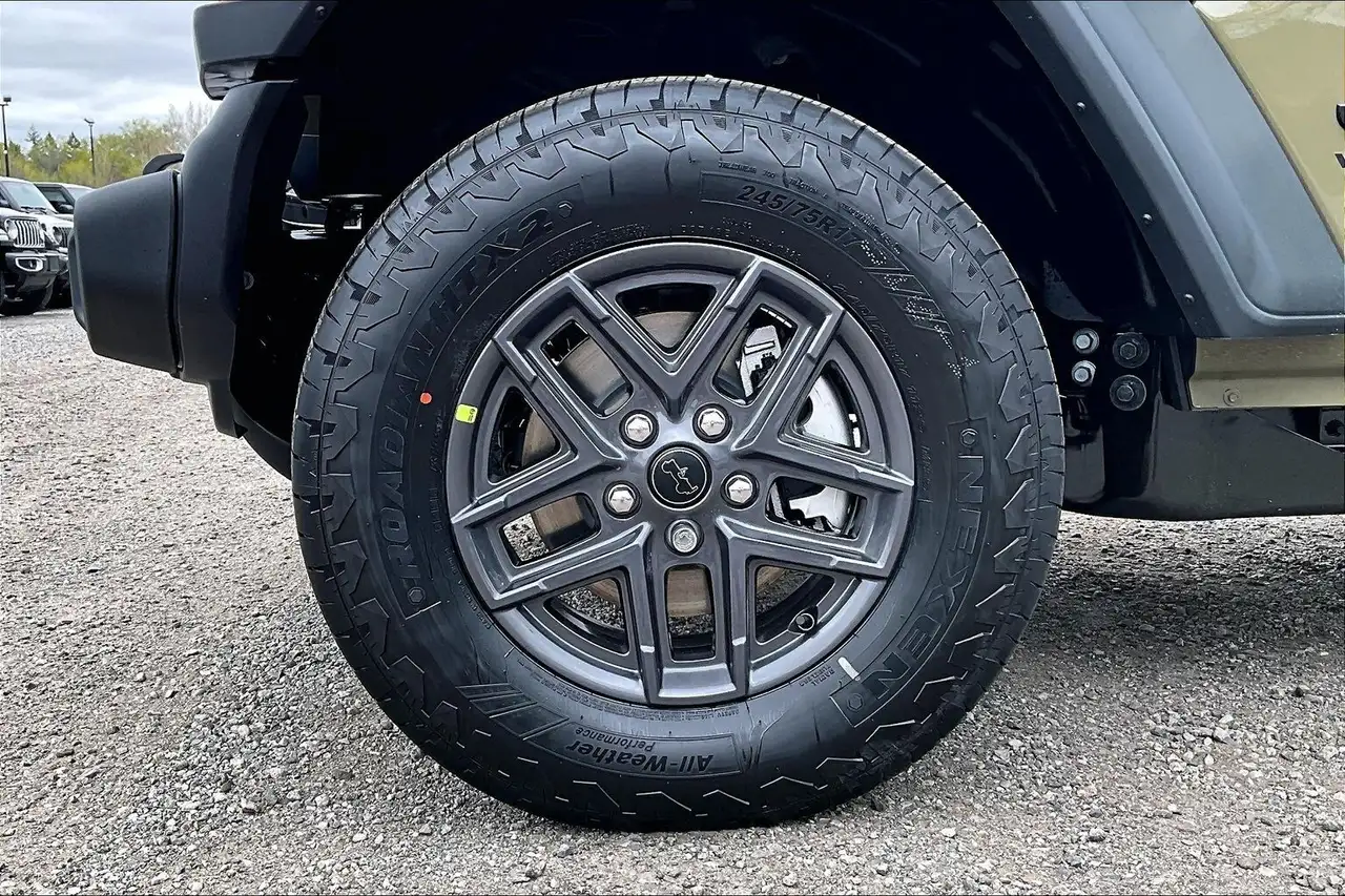 Jeep Wrangler снимка Jeep Wrangler