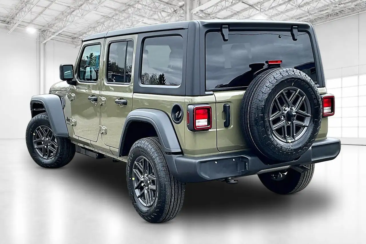 Jeep Wrangler снимка Jeep Wrangler