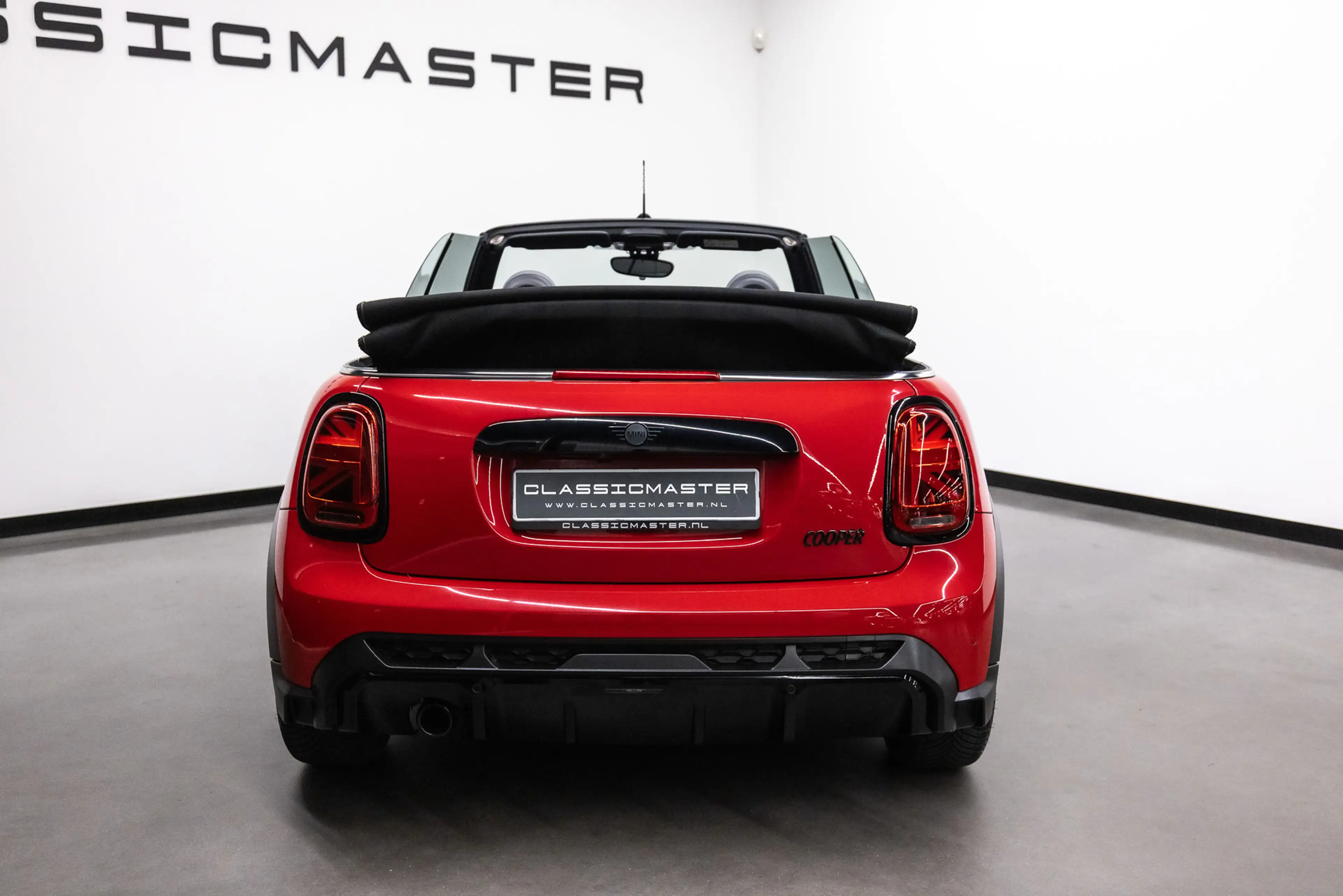 MINI John Cooper Works Cabrio 1.5 Cooper — photo 9