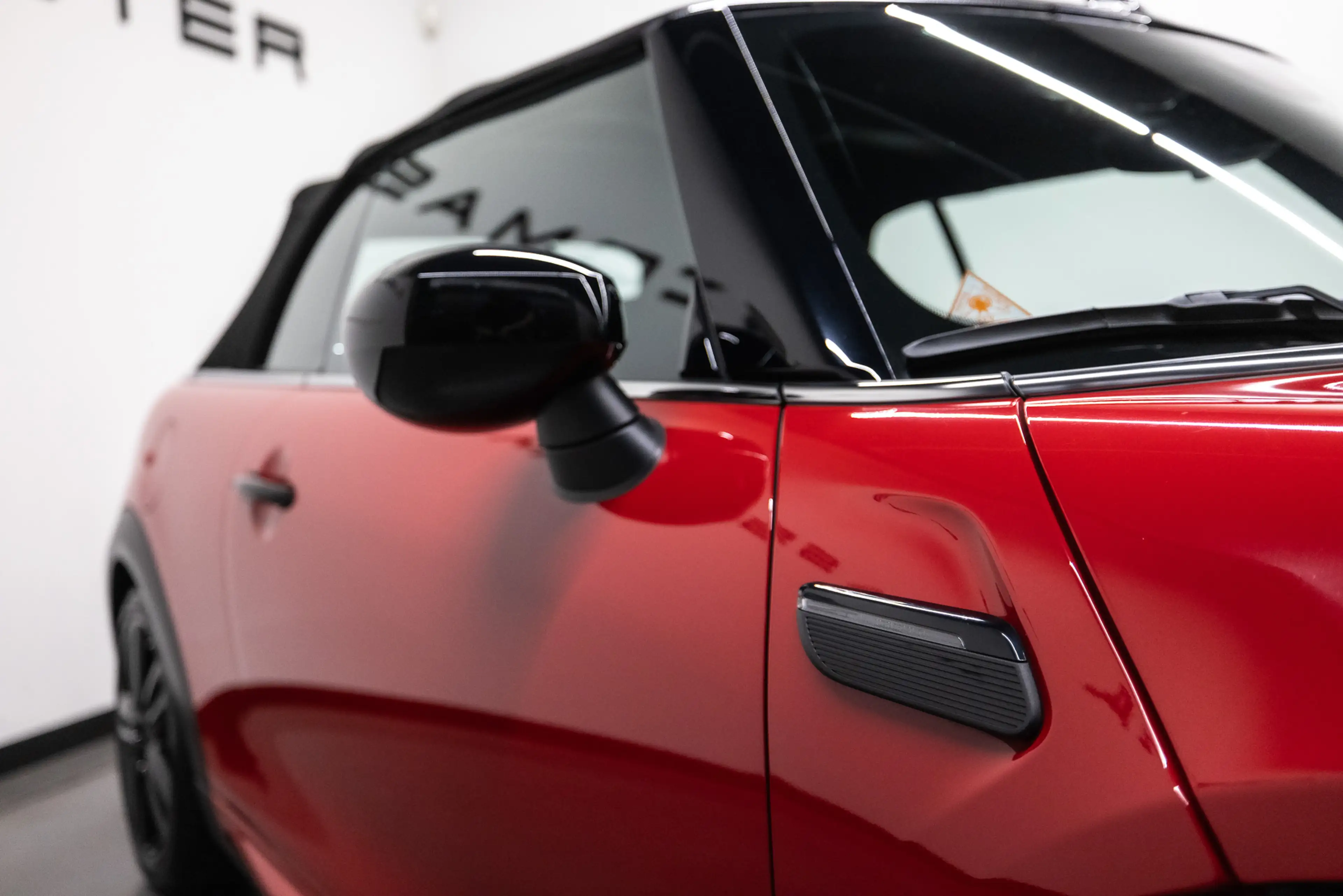 MINI John Cooper Works Cabrio 1.5 Cooper — photo 36