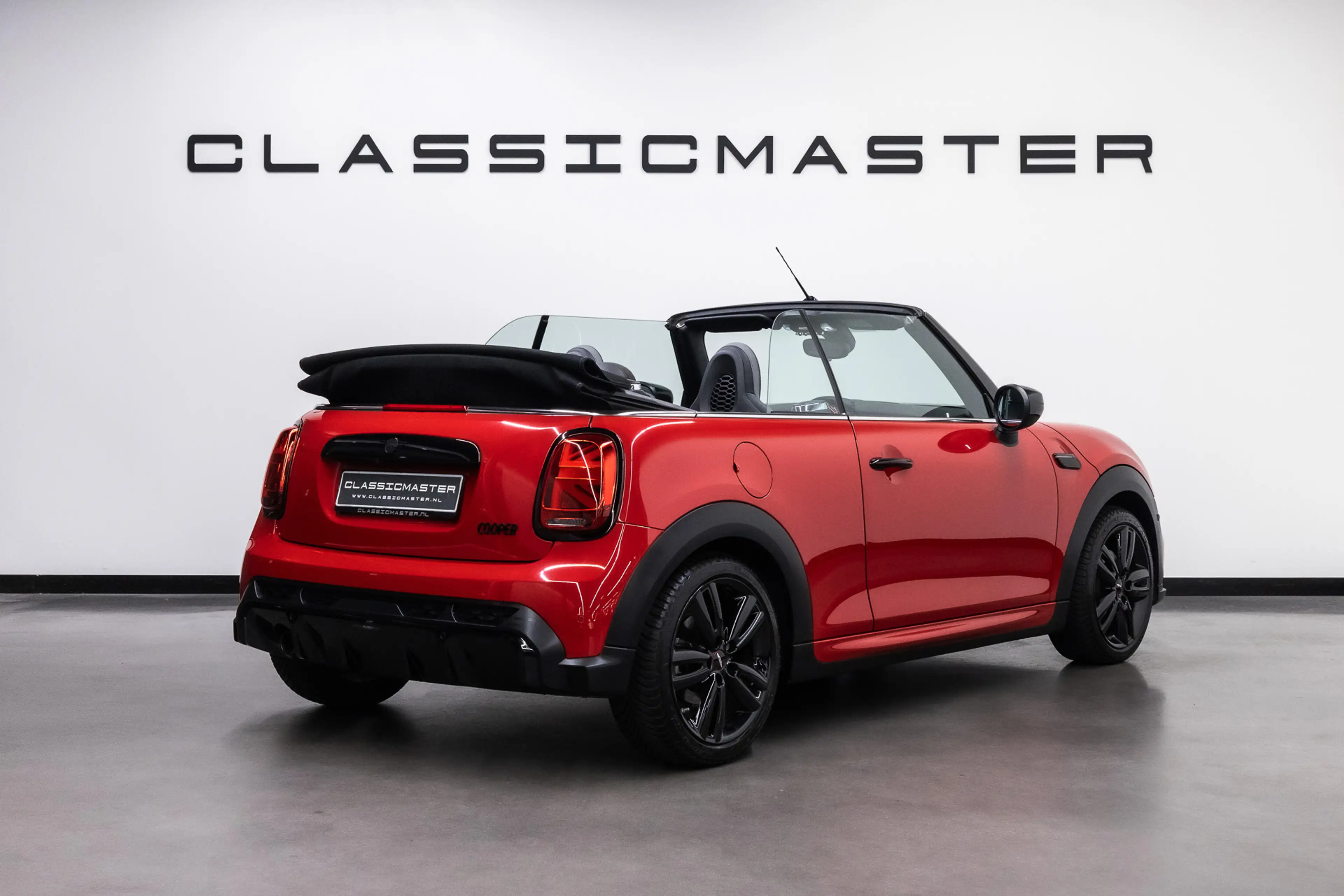 MINI John Cooper Works Cabrio 1.5 Cooper — photo 7