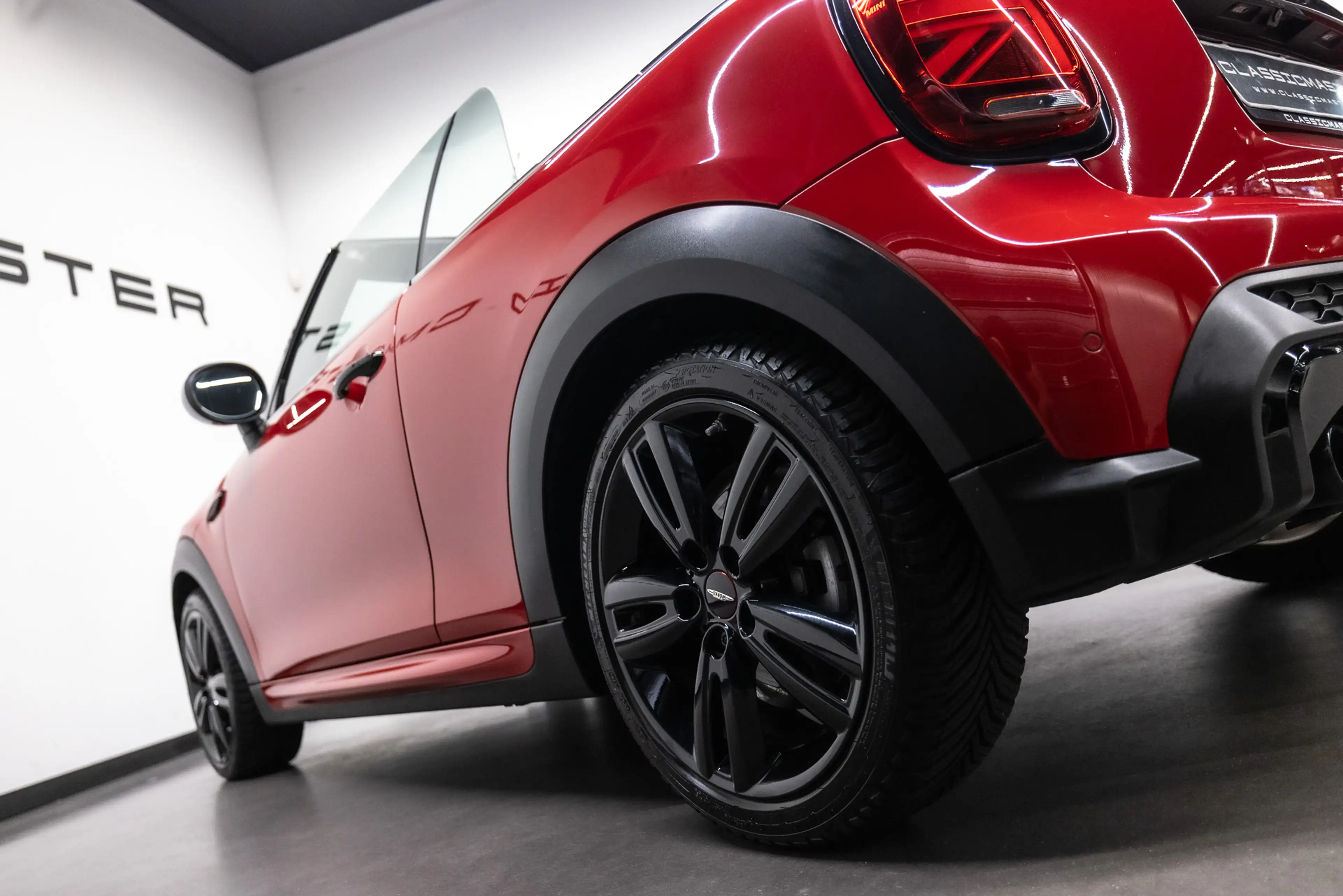 MINI John Cooper Works Cabrio 1.5 Cooper — photo 17