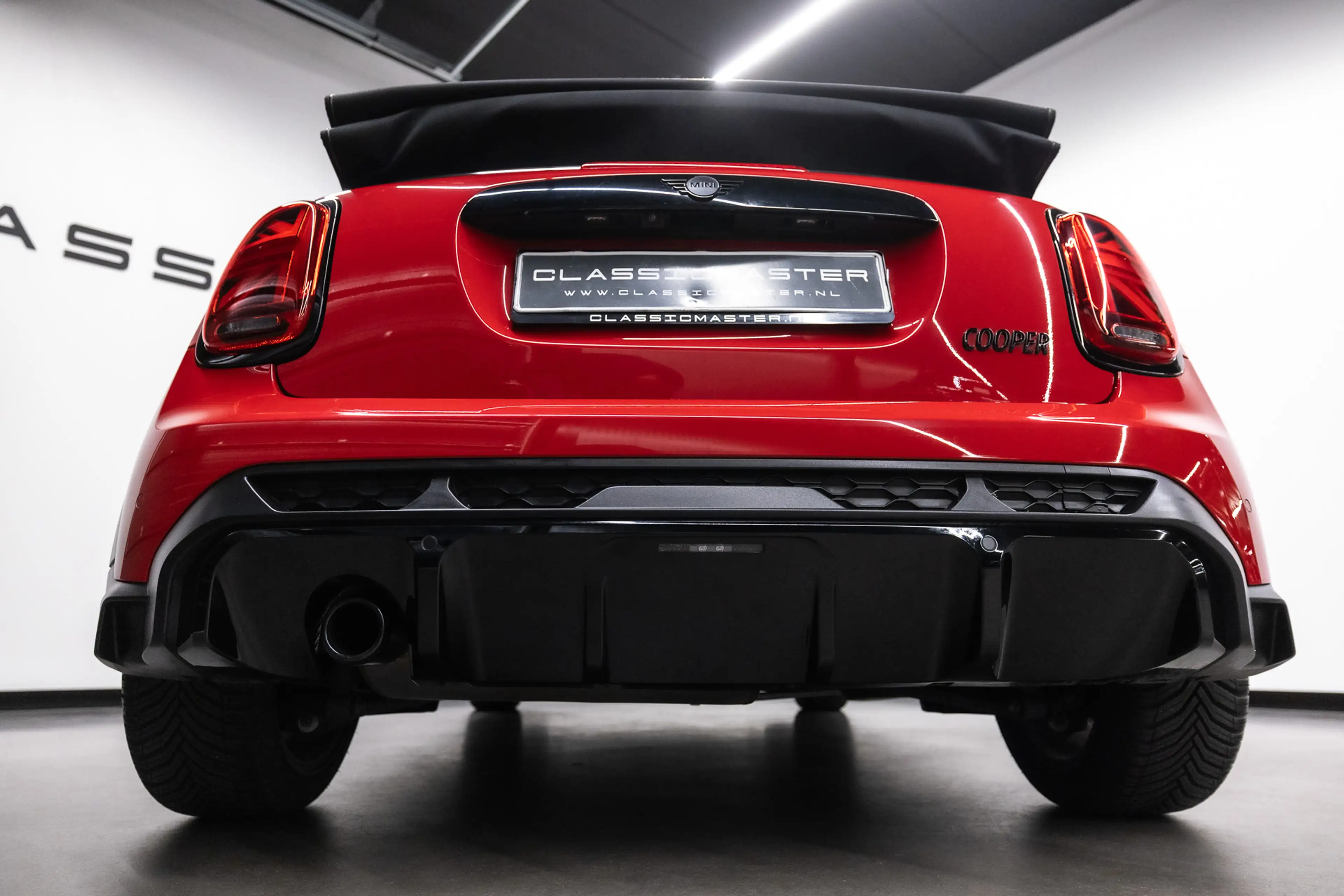 MINI John Cooper Works Cabrio 1.5 Cooper — photo 25
