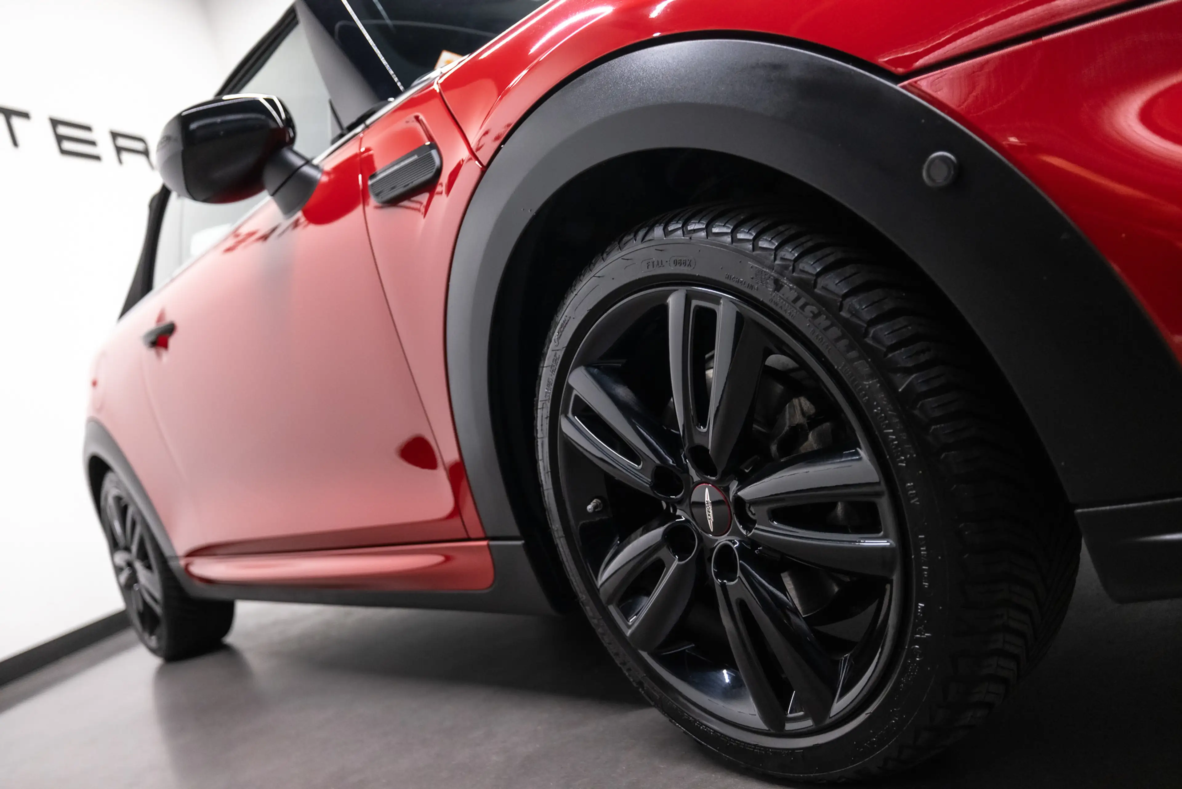 MINI John Cooper Works Cabrio 1.5 Cooper — photo 32