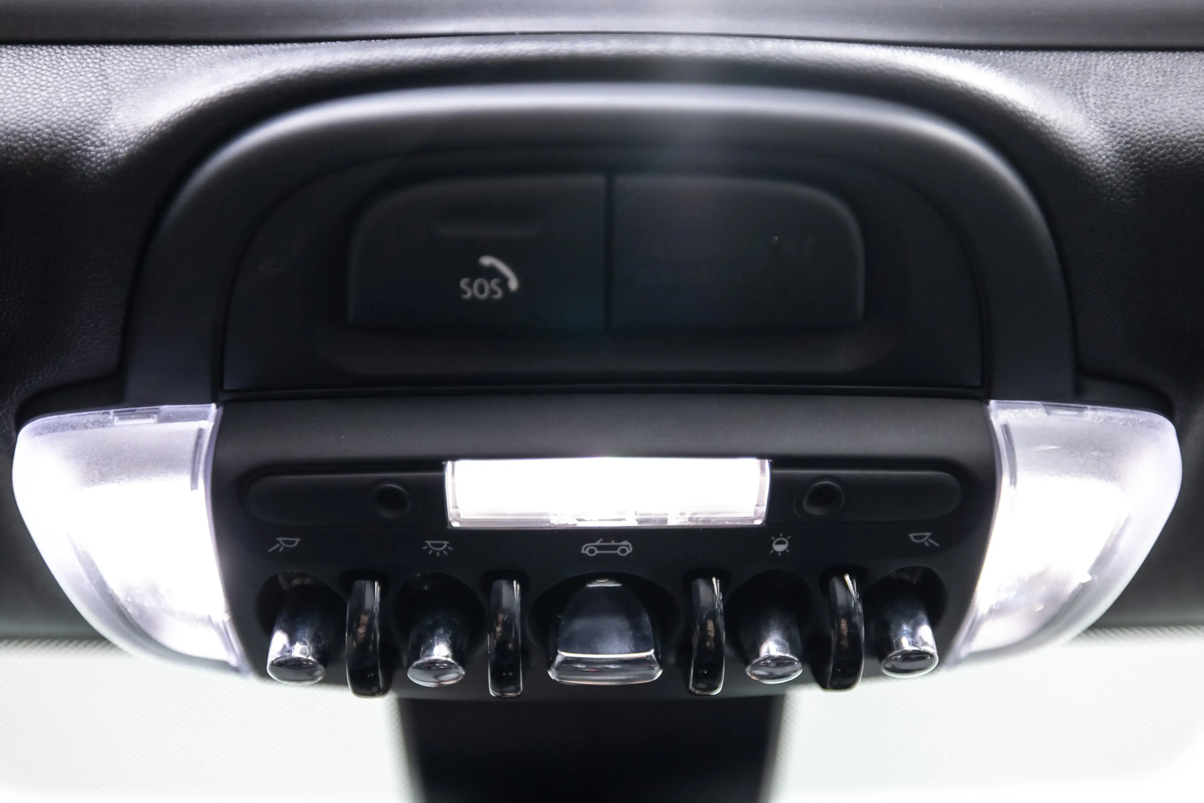 MINI John Cooper Works Cabrio 1.5 Cooper — photo 44