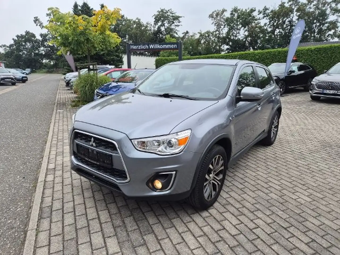 Mitsubishi ASX SUV-Star 1.6 MIVEC incl. WKPR Grau - 1