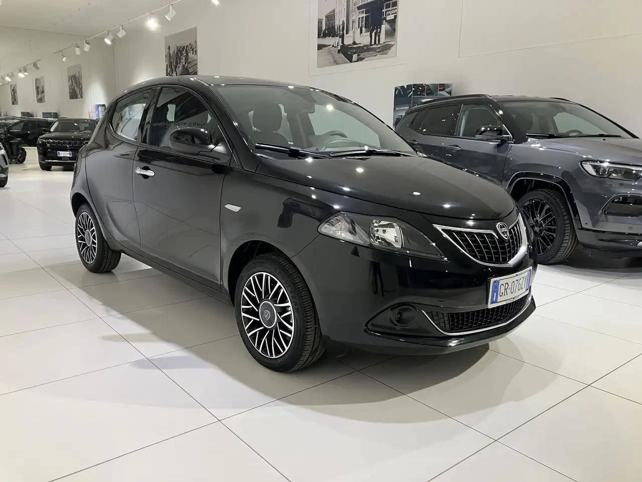 Lancia Ypsilon 2024