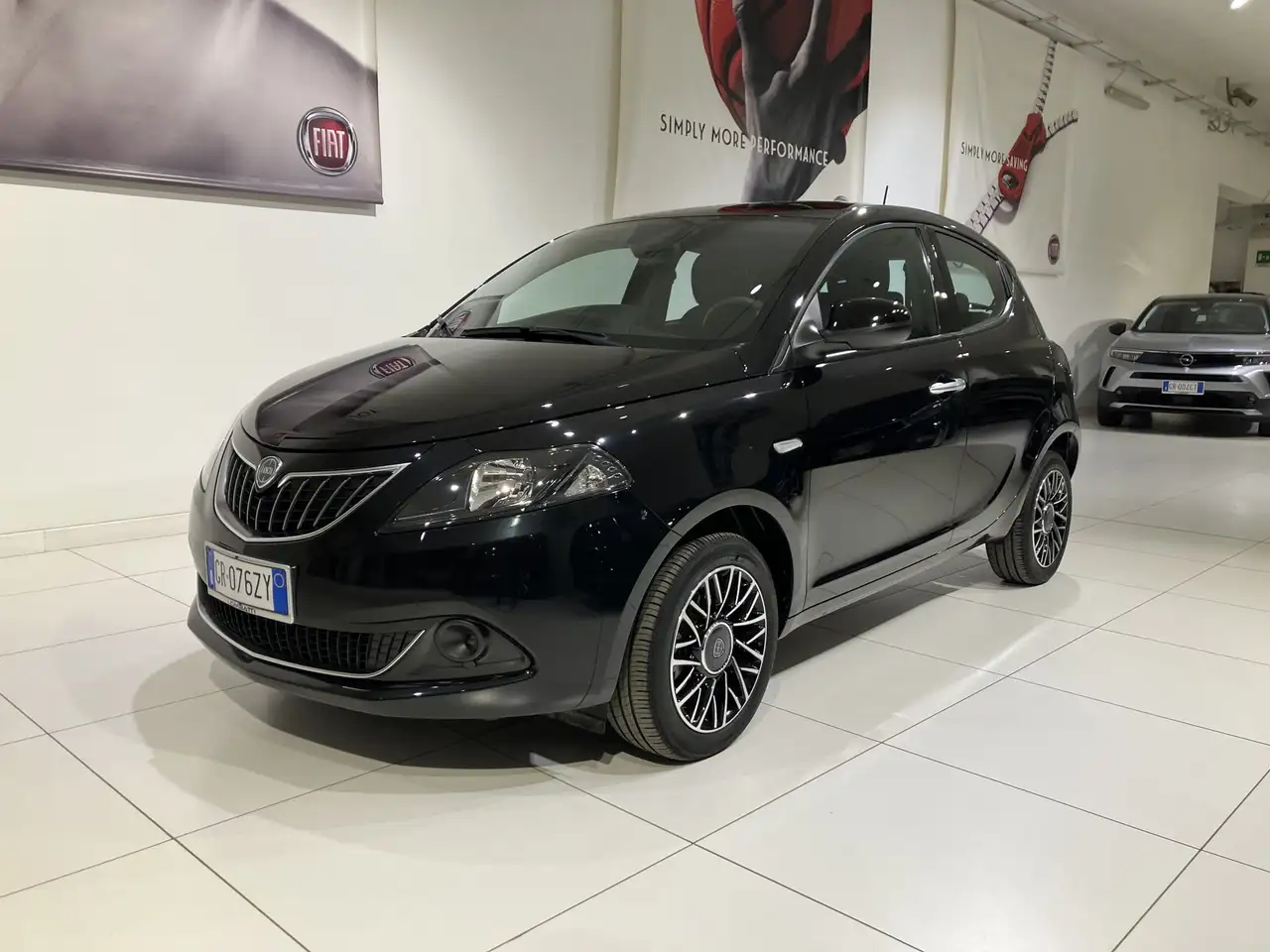 Lancia Ypsilon 2024