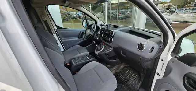 Peugeot Partner view 11