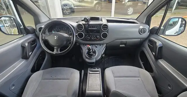 Peugeot Partner view 10