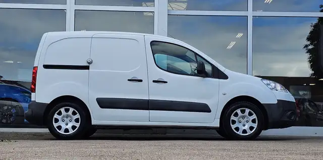 Peugeot Partner view 4