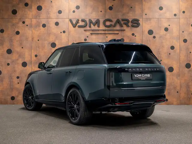 Land Rover Range Rover view 3