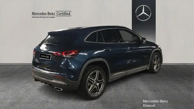 Mercedes-Benz Gla view 2
