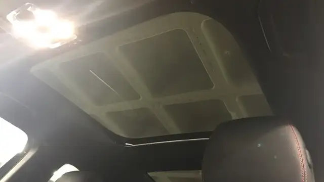 Mercedes-Benz Gla view 12