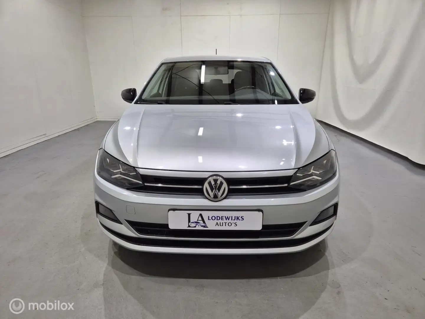 Volkswagen Polo 1.0 TSI Comfortline Grijs - 2