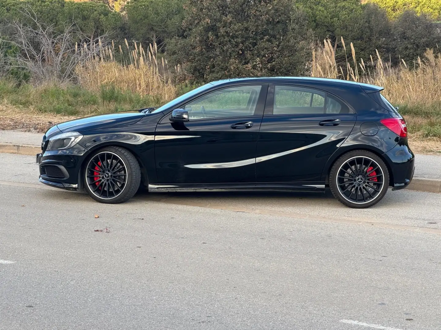 Mercedes-Benz A 45 AMG 4Matic 7G-DCT Negro - 2