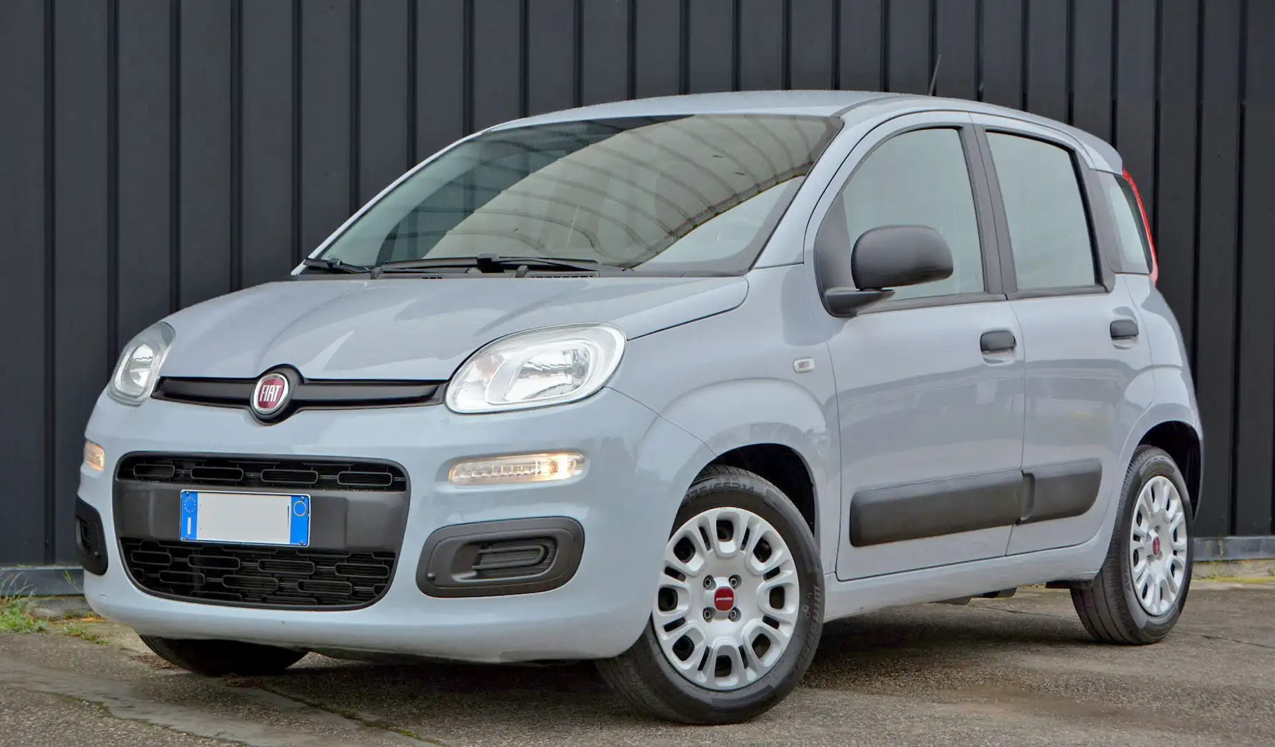 Fiat Panda 1.0 Hybrid 70cv E6d-T Easy * POCHI KM * OK PERMUTA Grigio - 1