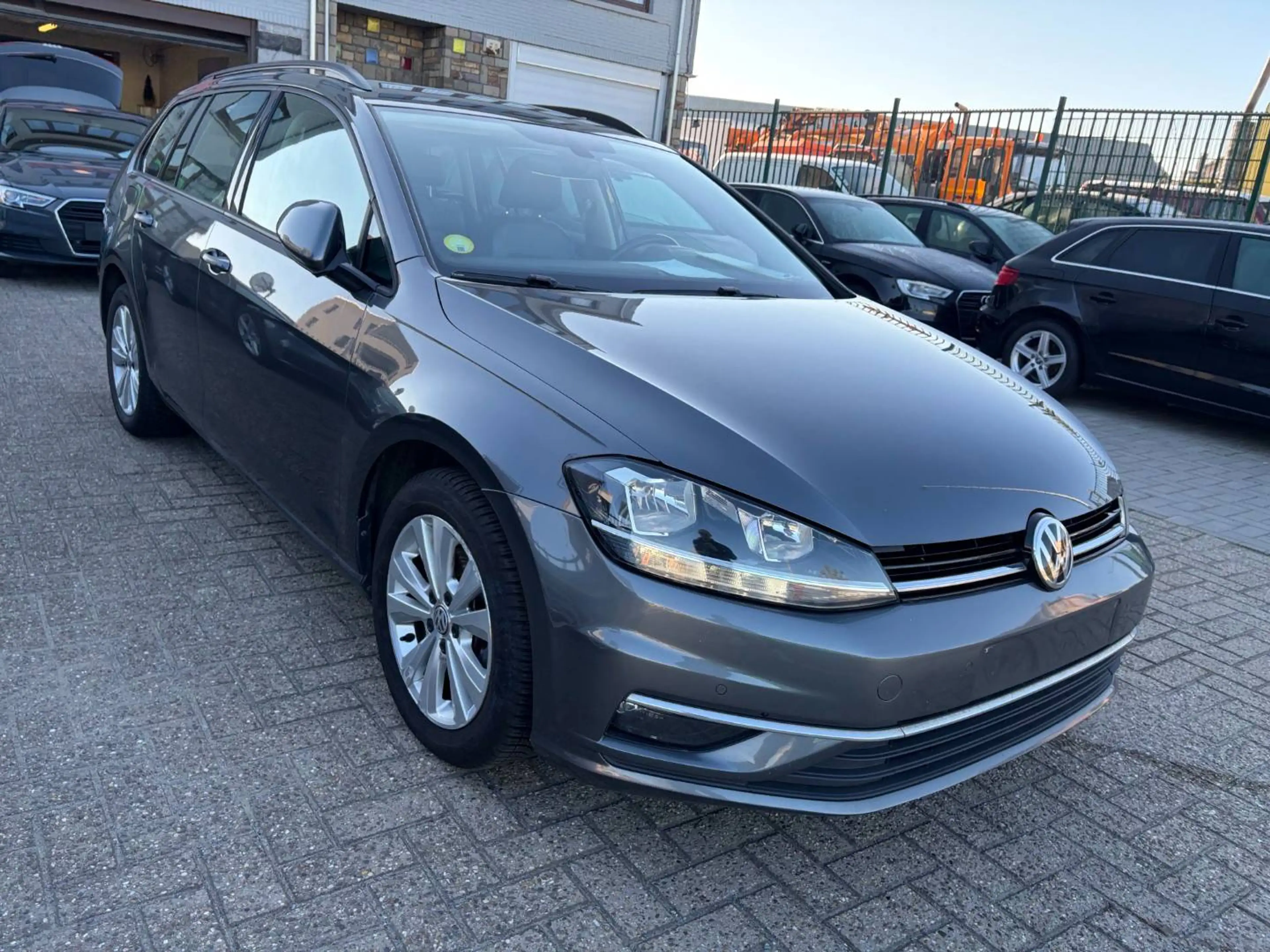 Volkswagen Golf Variant Golf SW 1.6 CR TDi Comfortline