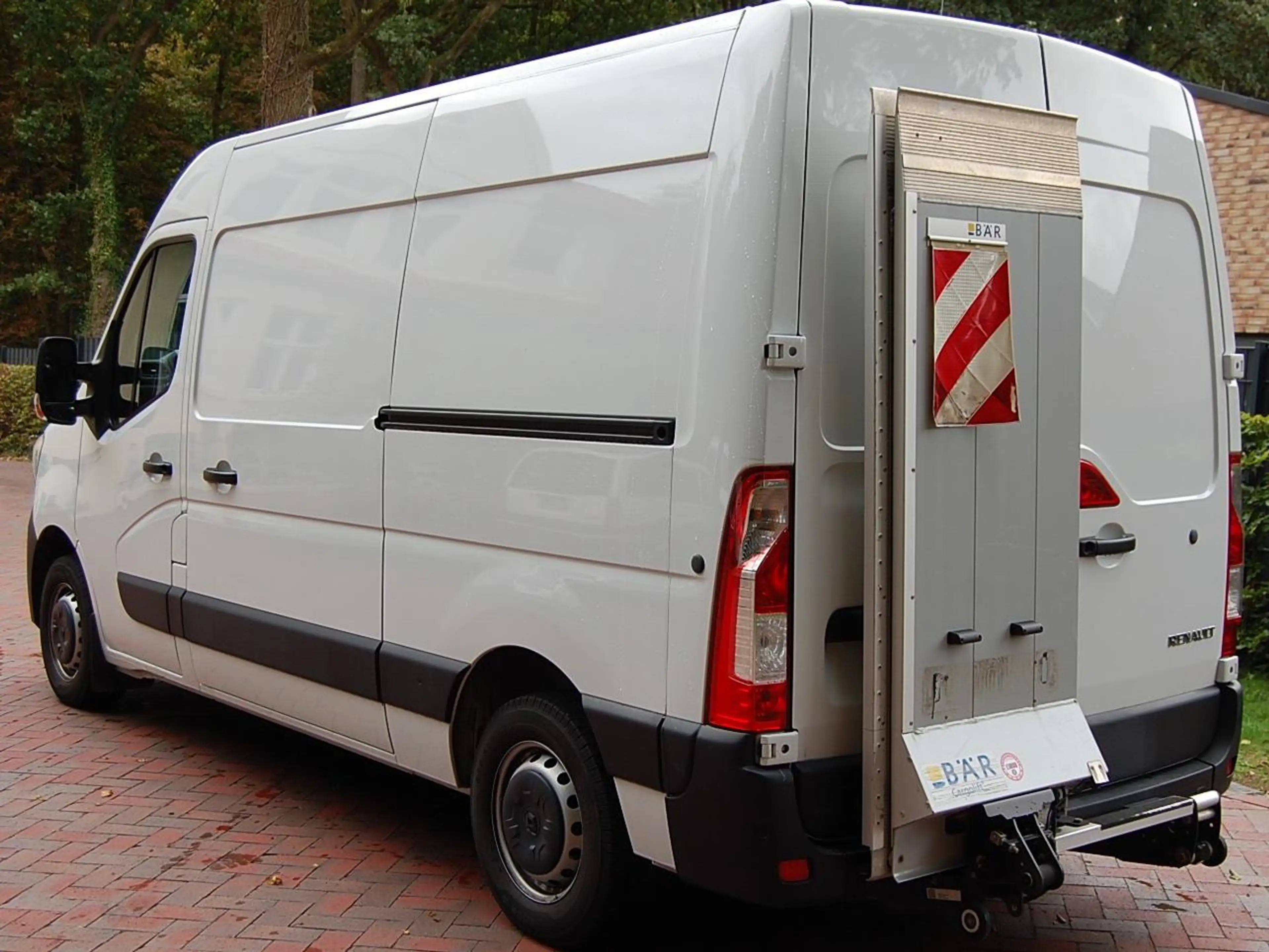 Renault Master 3 L3H2 HKa 3,5t Ladebordwand Bär, Kamera, Navi, Klima, LED — photo 4