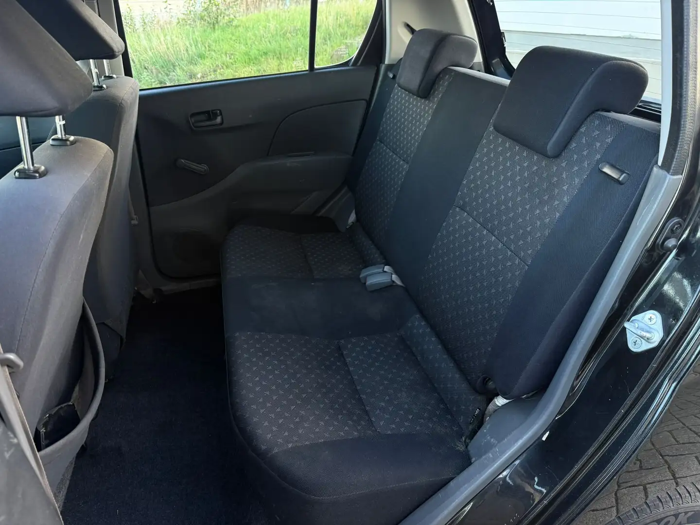 Daihatsu Cuore 1.0i 51Kw Benzine Euro 4 Année 2008,173.000Km Zwart - 2