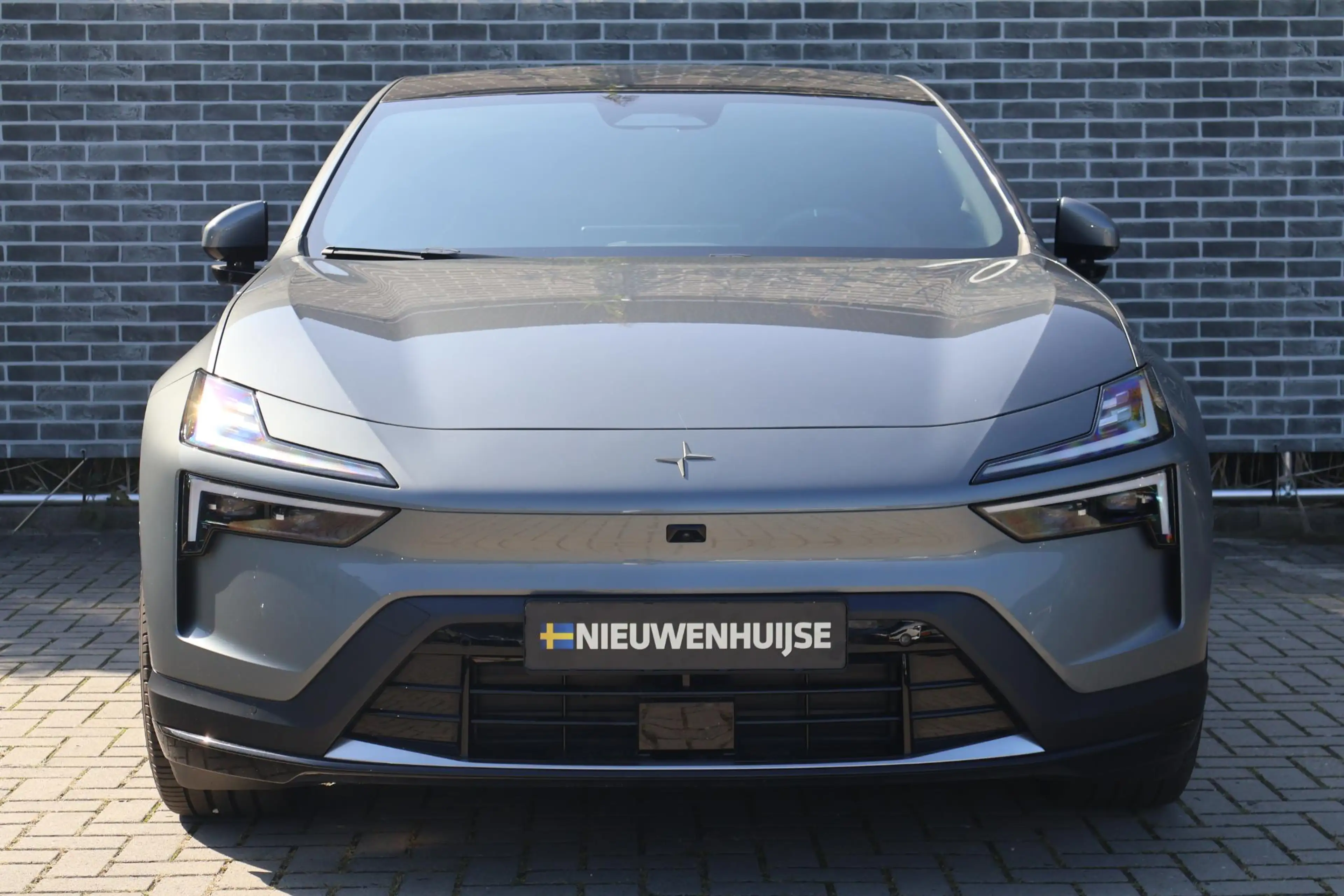 Polestar 4 Long Range Single Motor 100 kWh Prime | Plus | Pil — photo 2