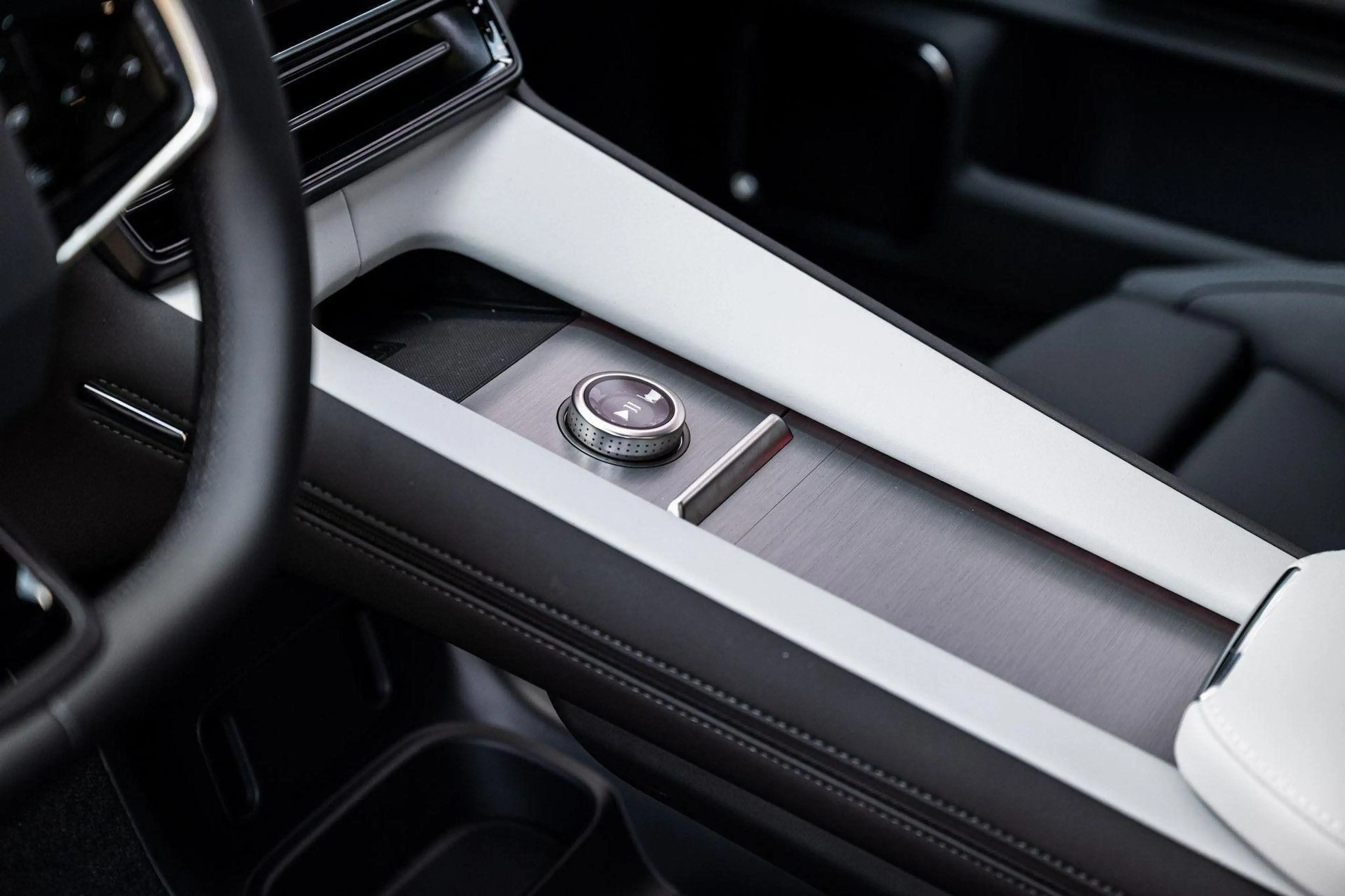 Polestar 4 Long Range Single Motor 100 kWh Prime | Plus | Pil — photo 10