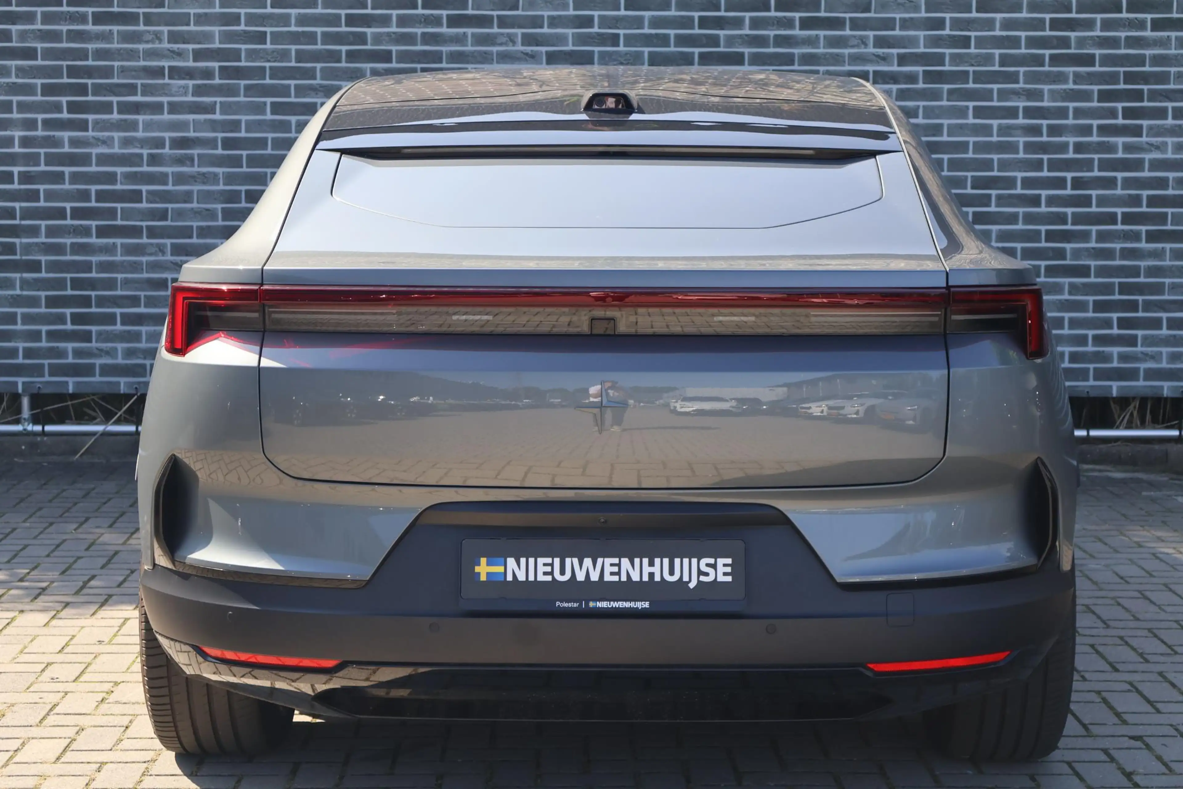 Polestar 4 Long Range Single Motor 100 kWh Prime | Plus | Pil — photo 4