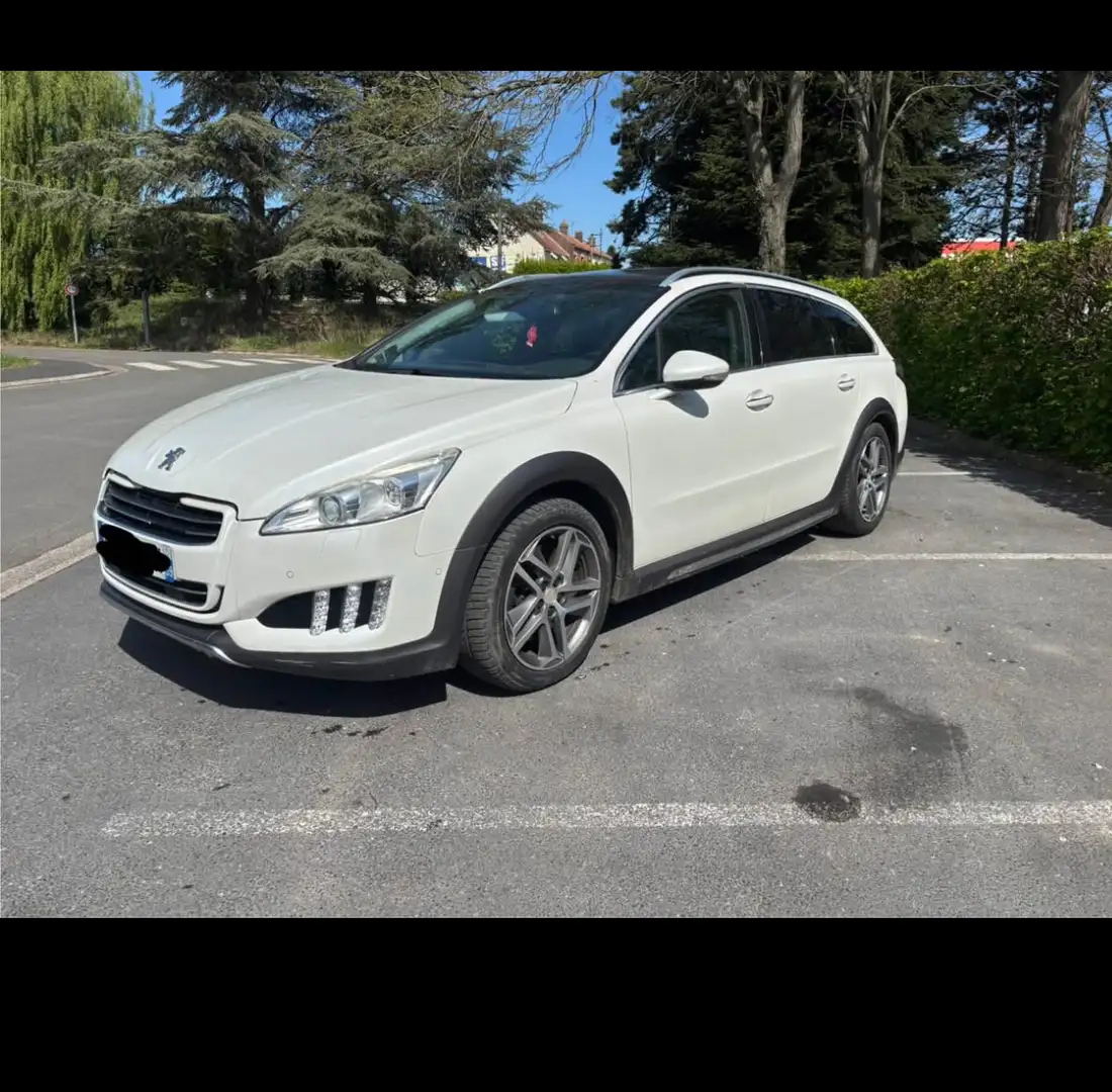 Peugeot 508 RXH 2.0 HDi 163ch FAP BMP6 + Electric 37ch Limited - 2