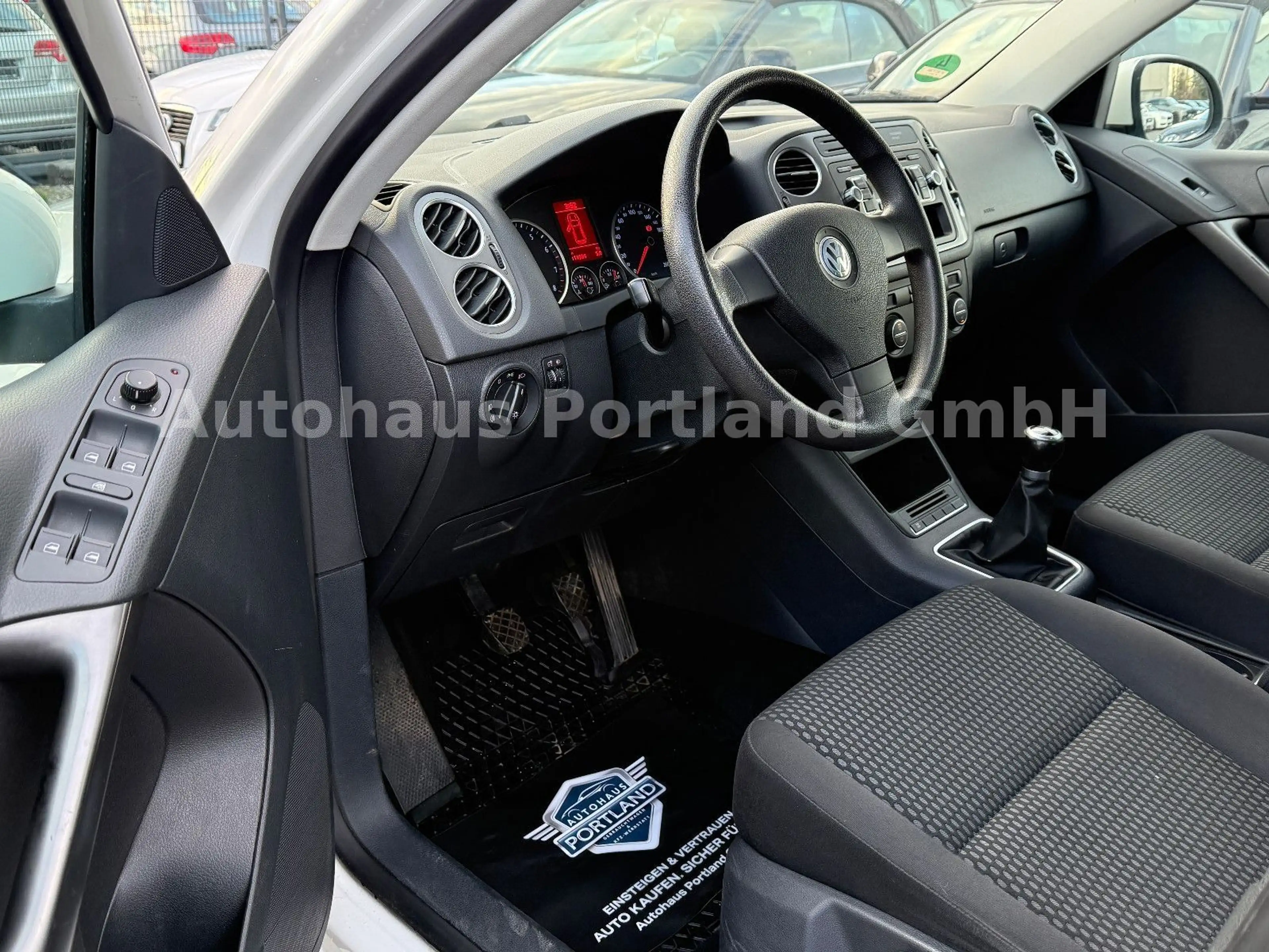 Volkswagen Tiguan Trend & Fun 4Motion/Neuer Motor/AHK — photo 9